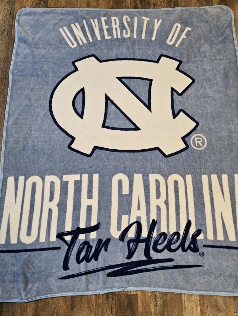 North Carolina UNC Tar Heels 64"x52" Fleece Throw Blanket Carolina Blue READ